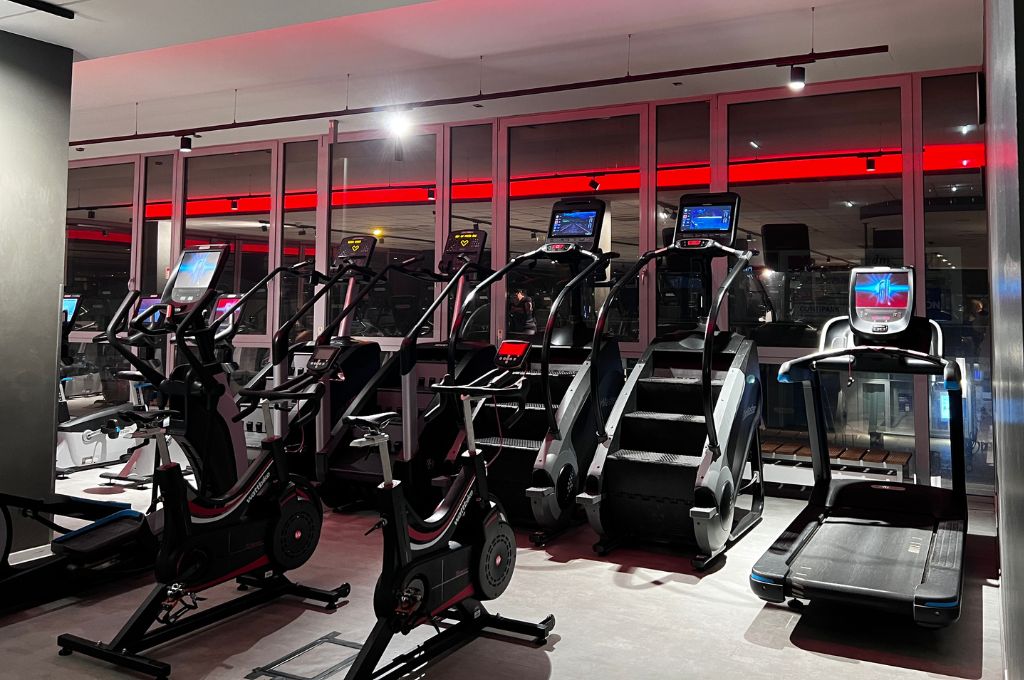 Fitnessstudios in Hamburg, Fitness Firts Wandsbek, Cardiobereich